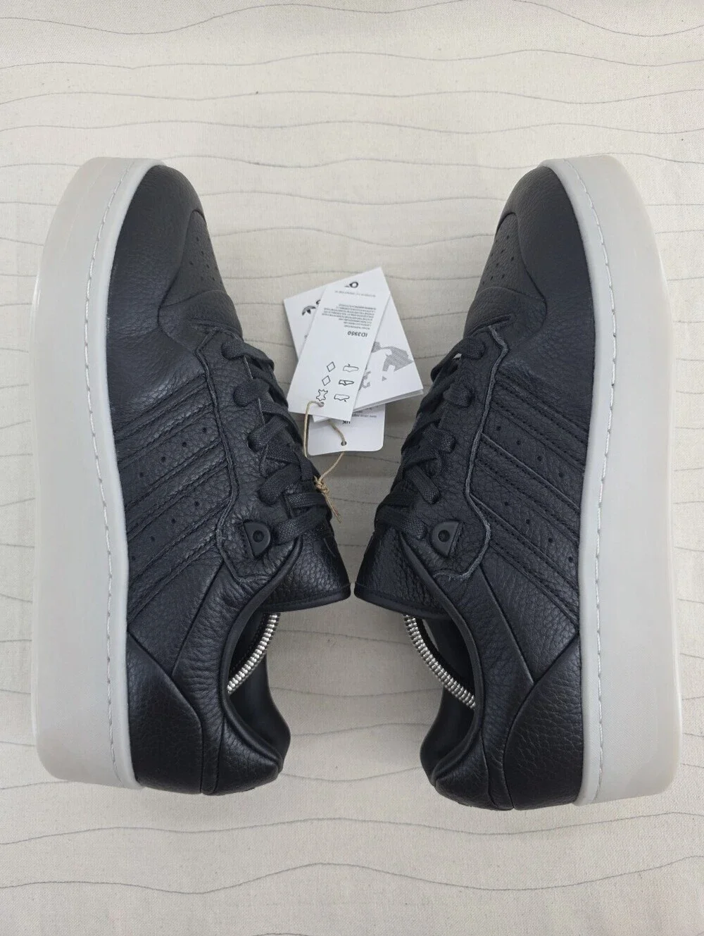 adidas mens rivalry